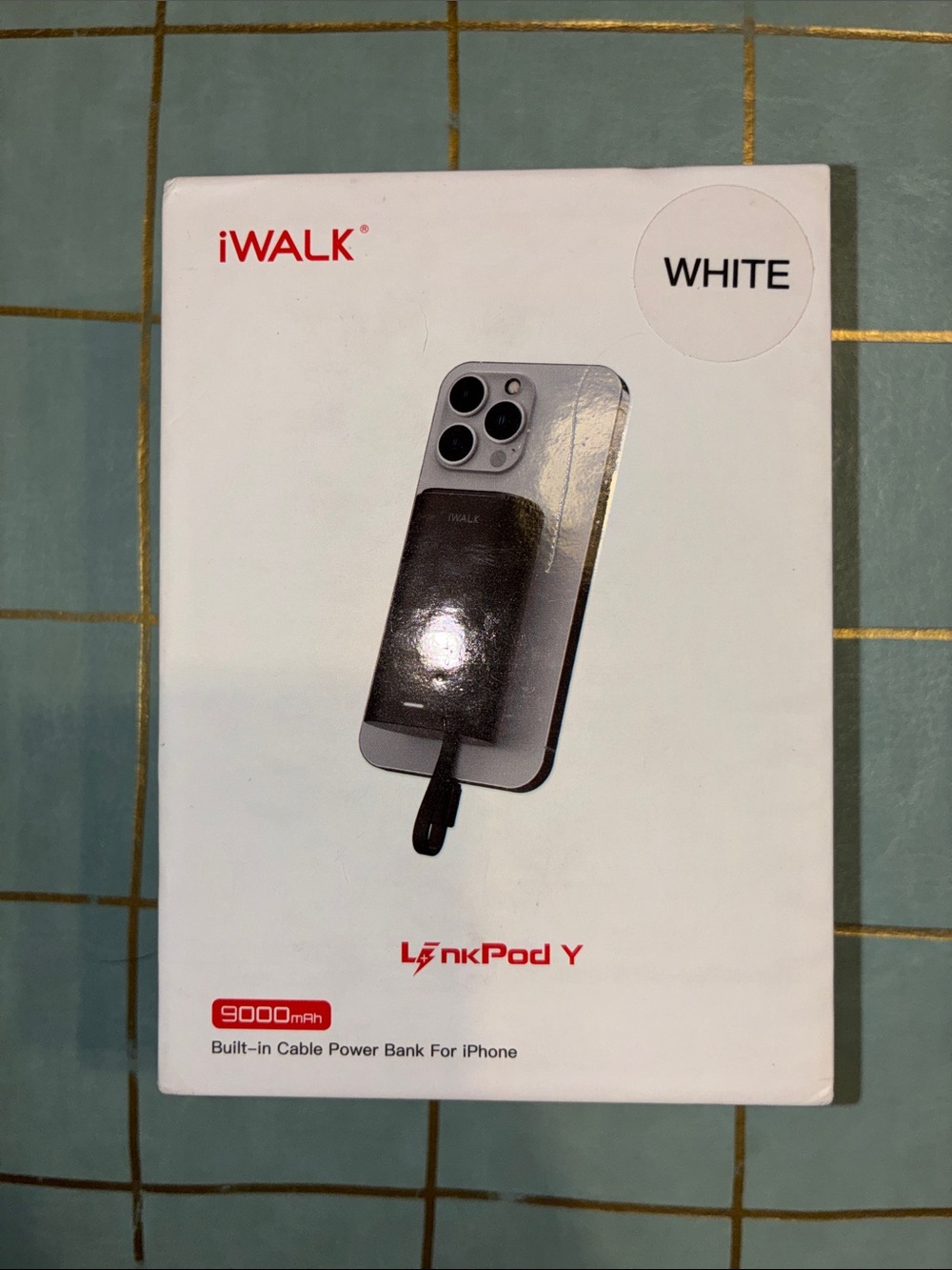 LinkPod Y 9000mAh Built-In Cable Power Bank - White